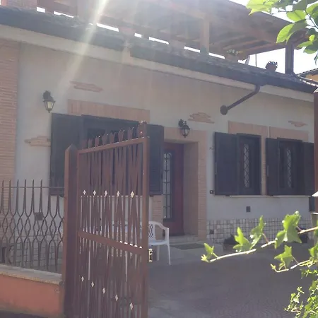 Apartment La Casa Di Esse *